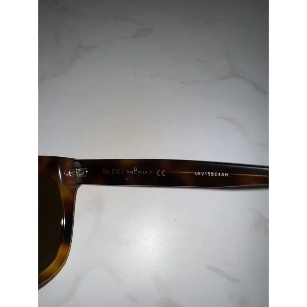 Gucci Tortoise Cat Eye Sunglasses - Excellent Condition